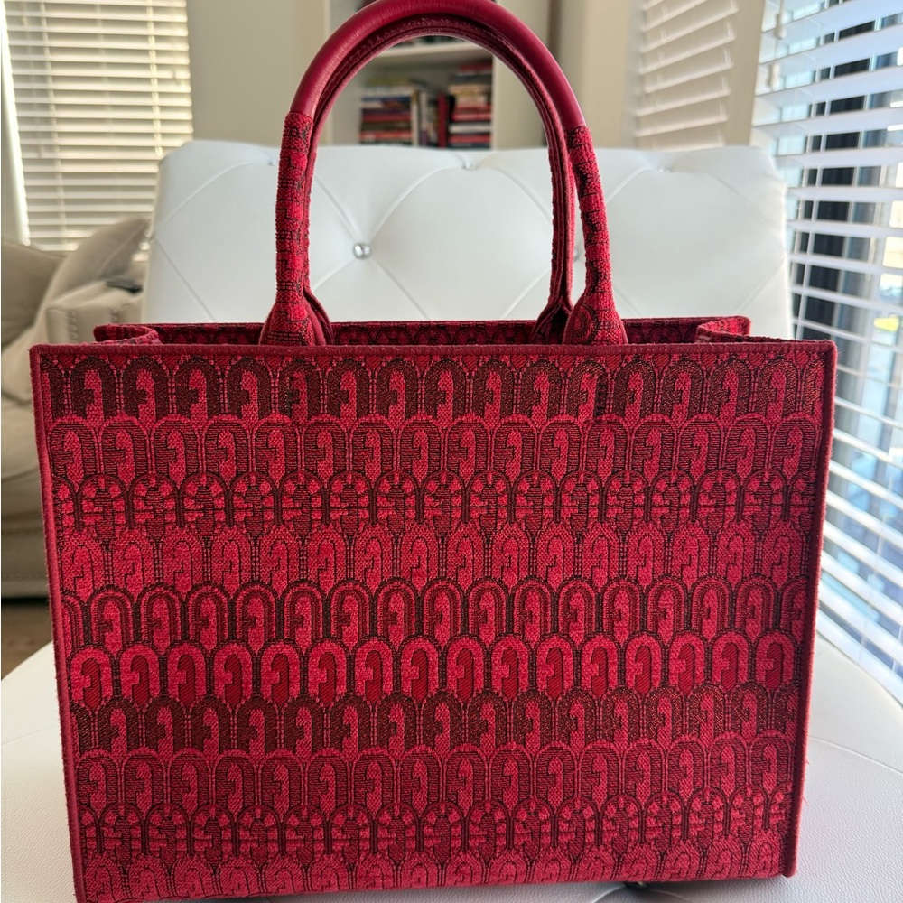 Furla Opportunity Tote Bag - Picture 4 of 10